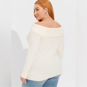 Torrid Pullover Off Shoulder Sweater size 1